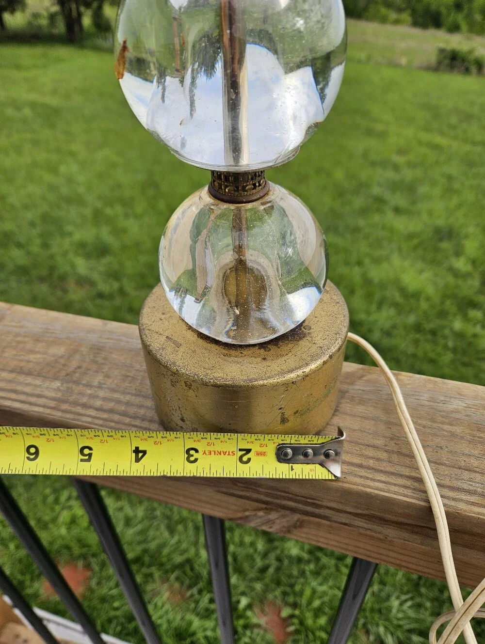 Mid Century Hollywood Regency Double Stacked Clear Glass Orb Brass Table Lamp